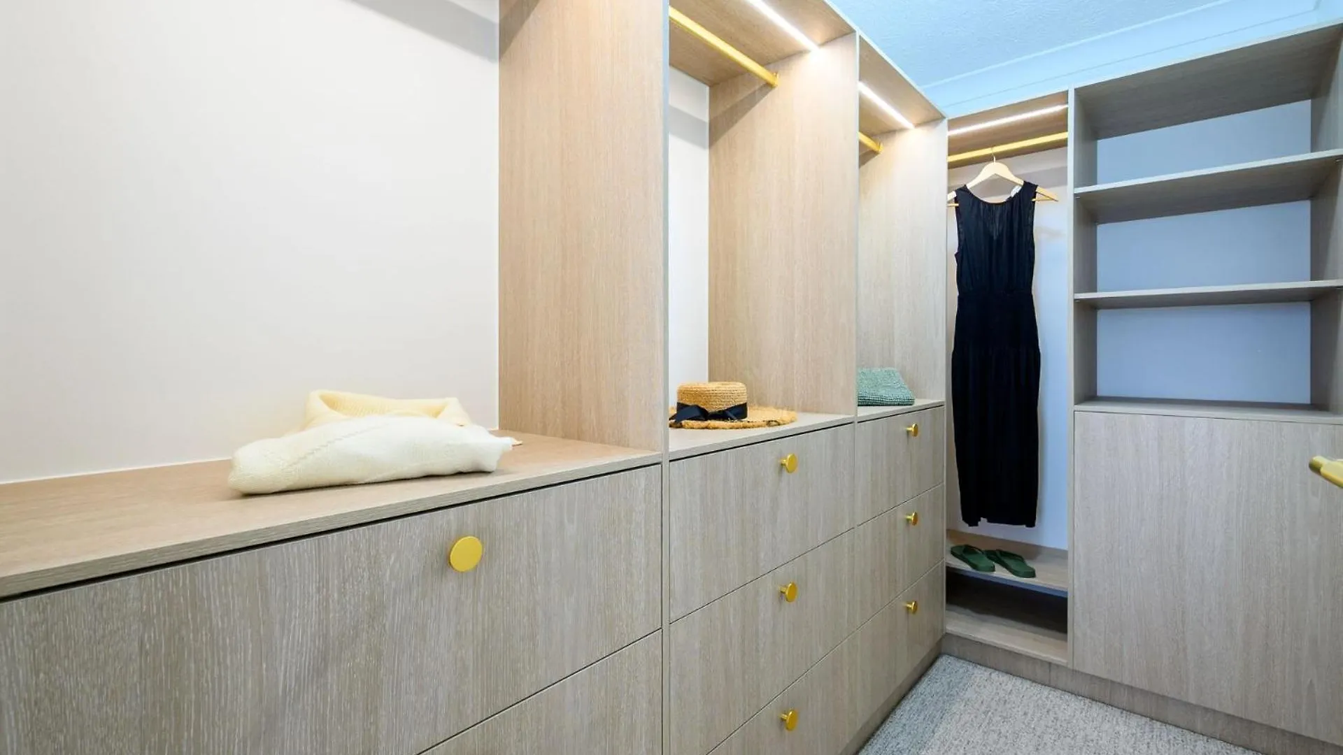 Bilinga Beach Living Gold Coast Apartment
