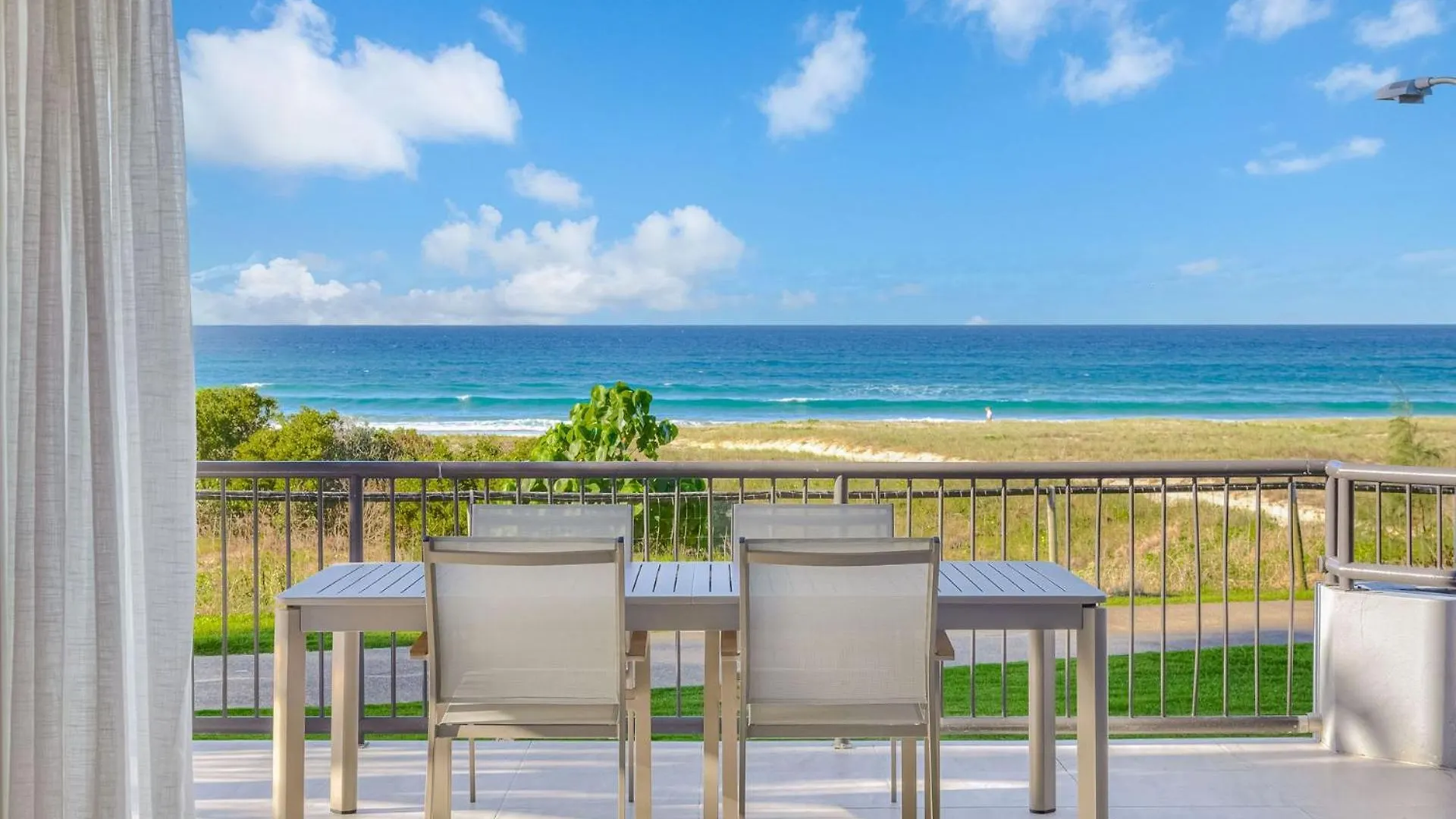 Bilinga Beach Living Gold Coast